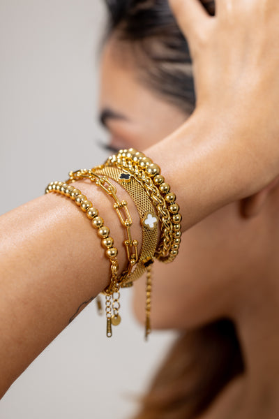 Dazzling Imitations: Elevate Your Look with Affordable Jewelry Glam