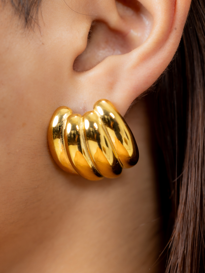 Yachi Curve Earrings