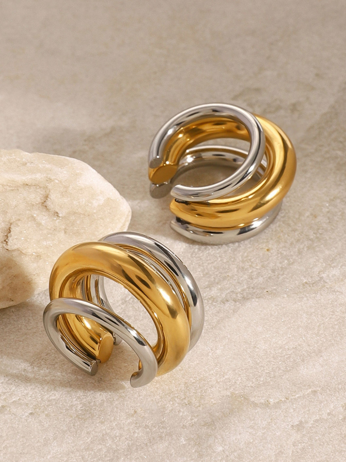 Twin Metal 3 Layers Cuff Earrings