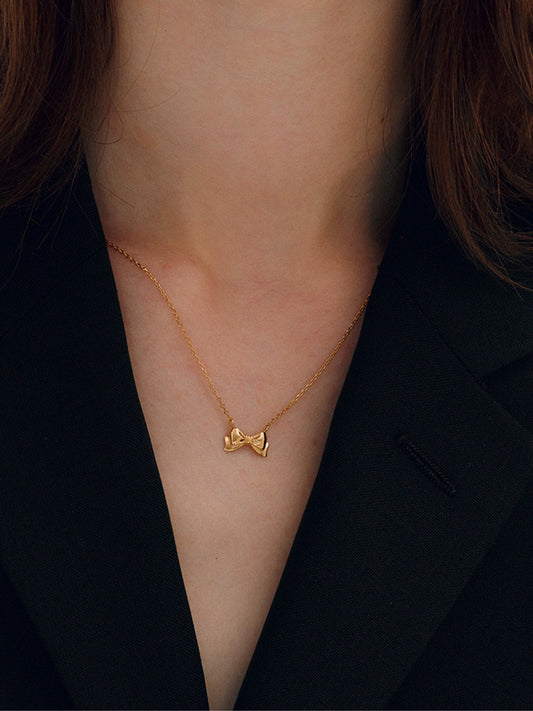 Mini Bow Pendant Necklace