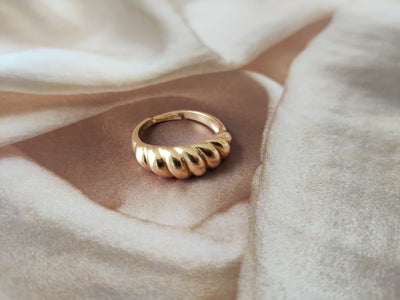 Joon Croissant Ring