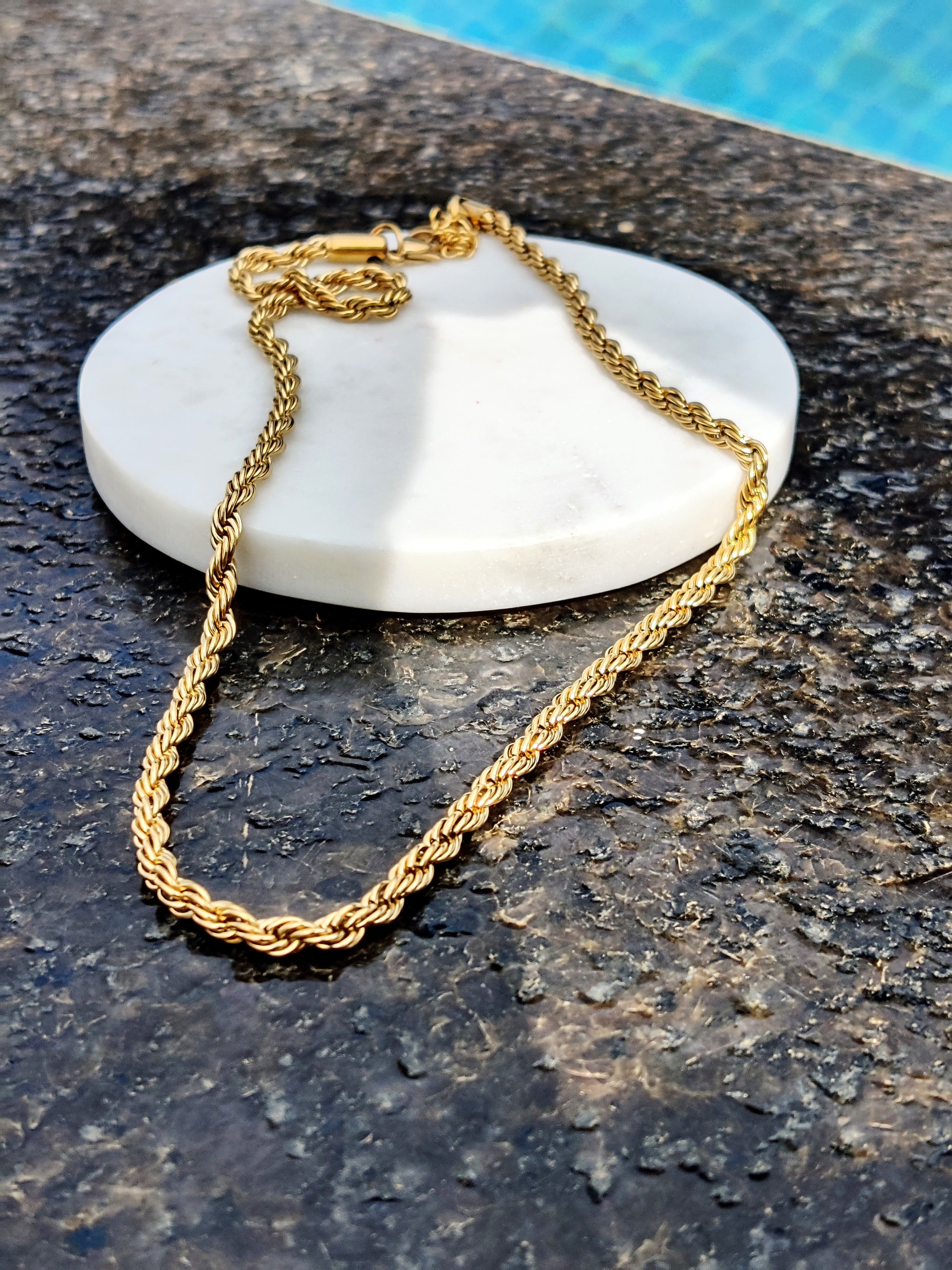 Myra Chain – Luna Chic