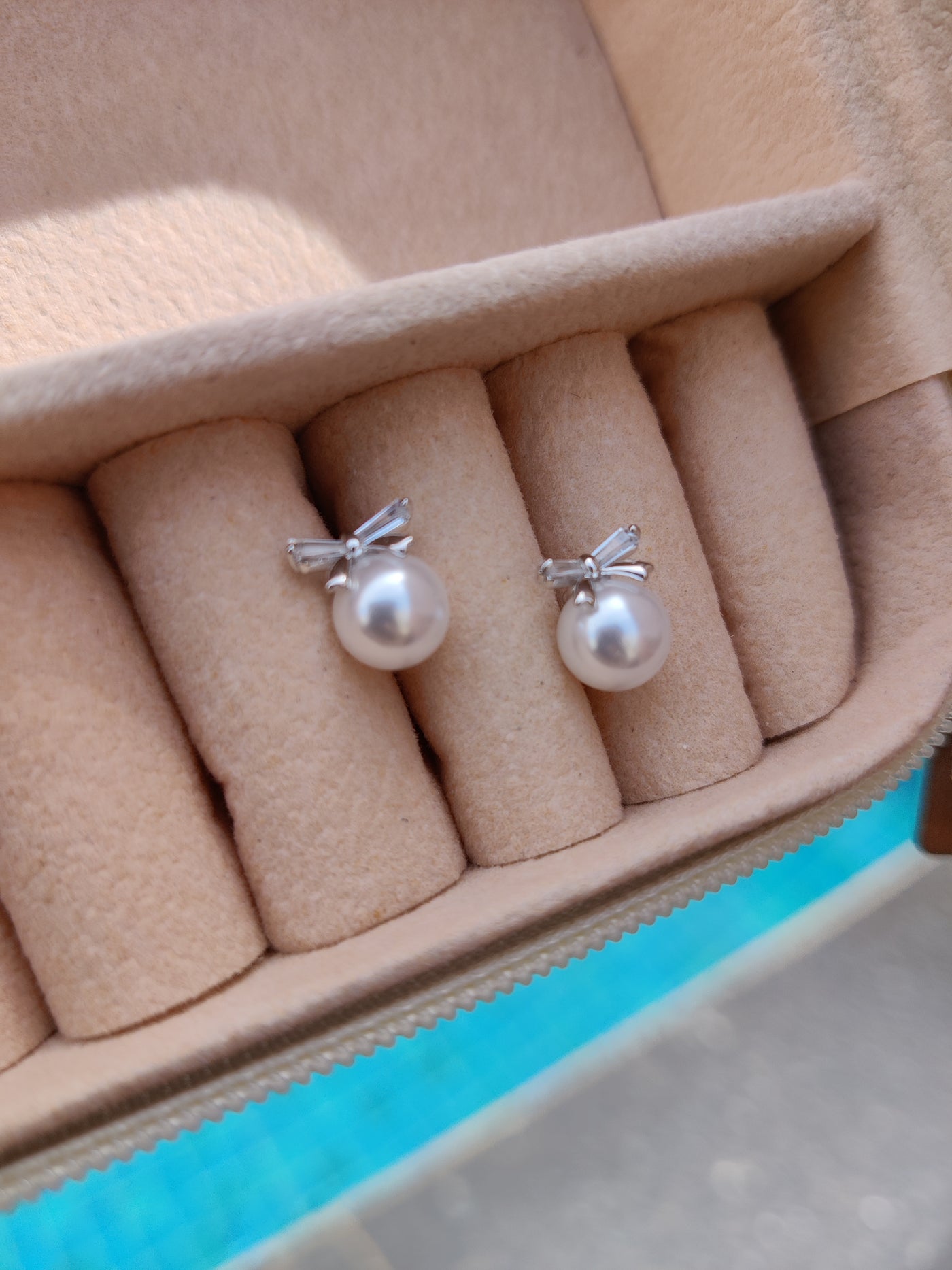 Shyl Pearl drop Earrings