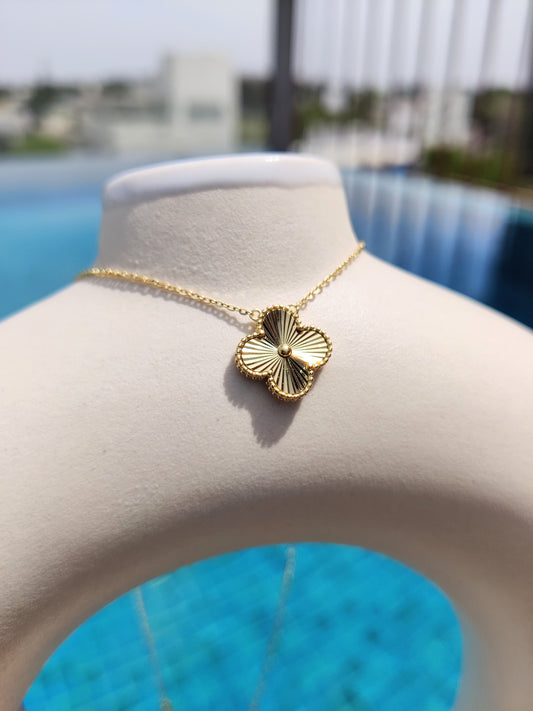 Lucky Clover Silver Necklace