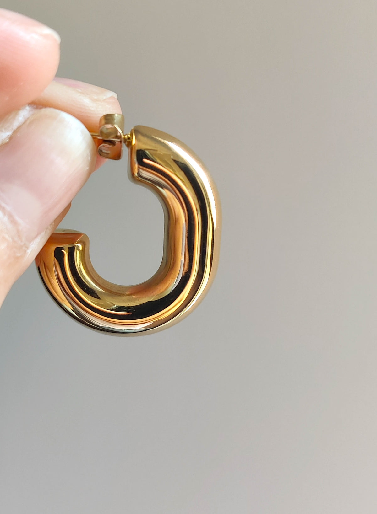 Yun Gold Hoops