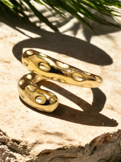 Greek's Ring