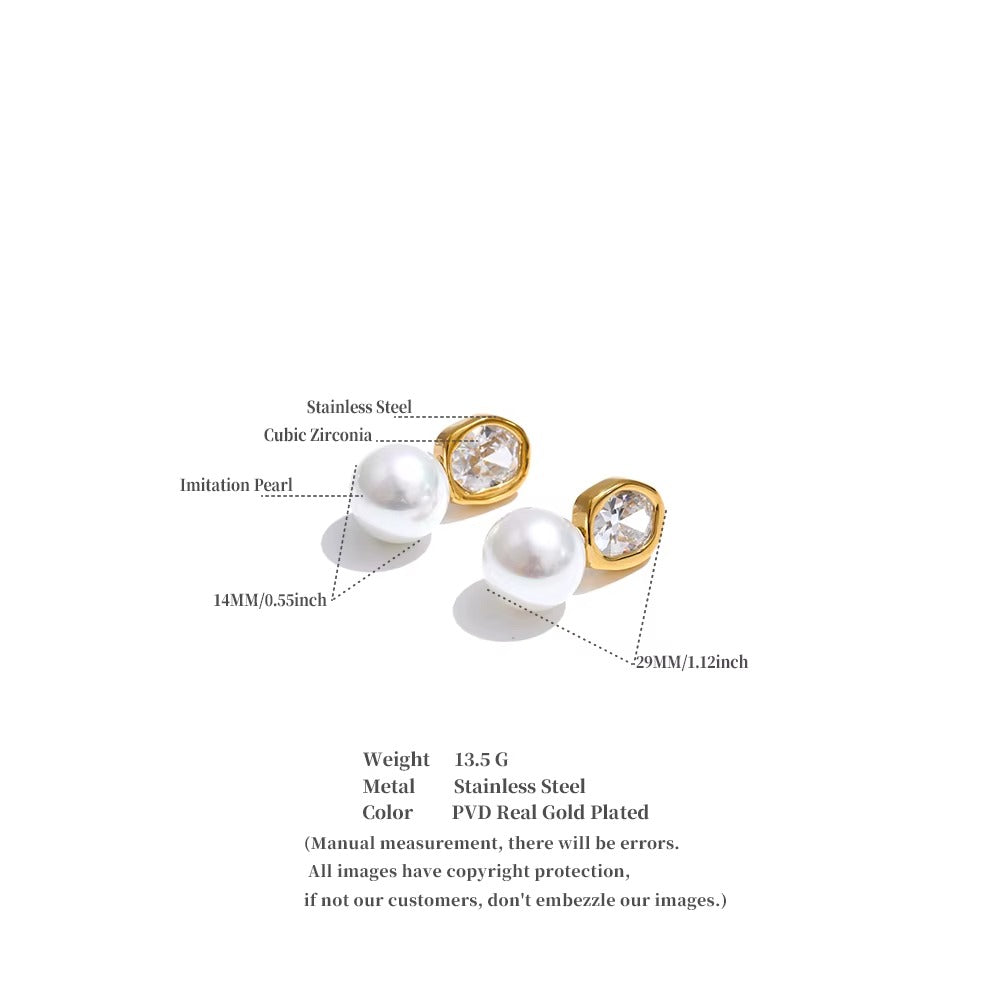 Pearl Lumière Stud Earrings